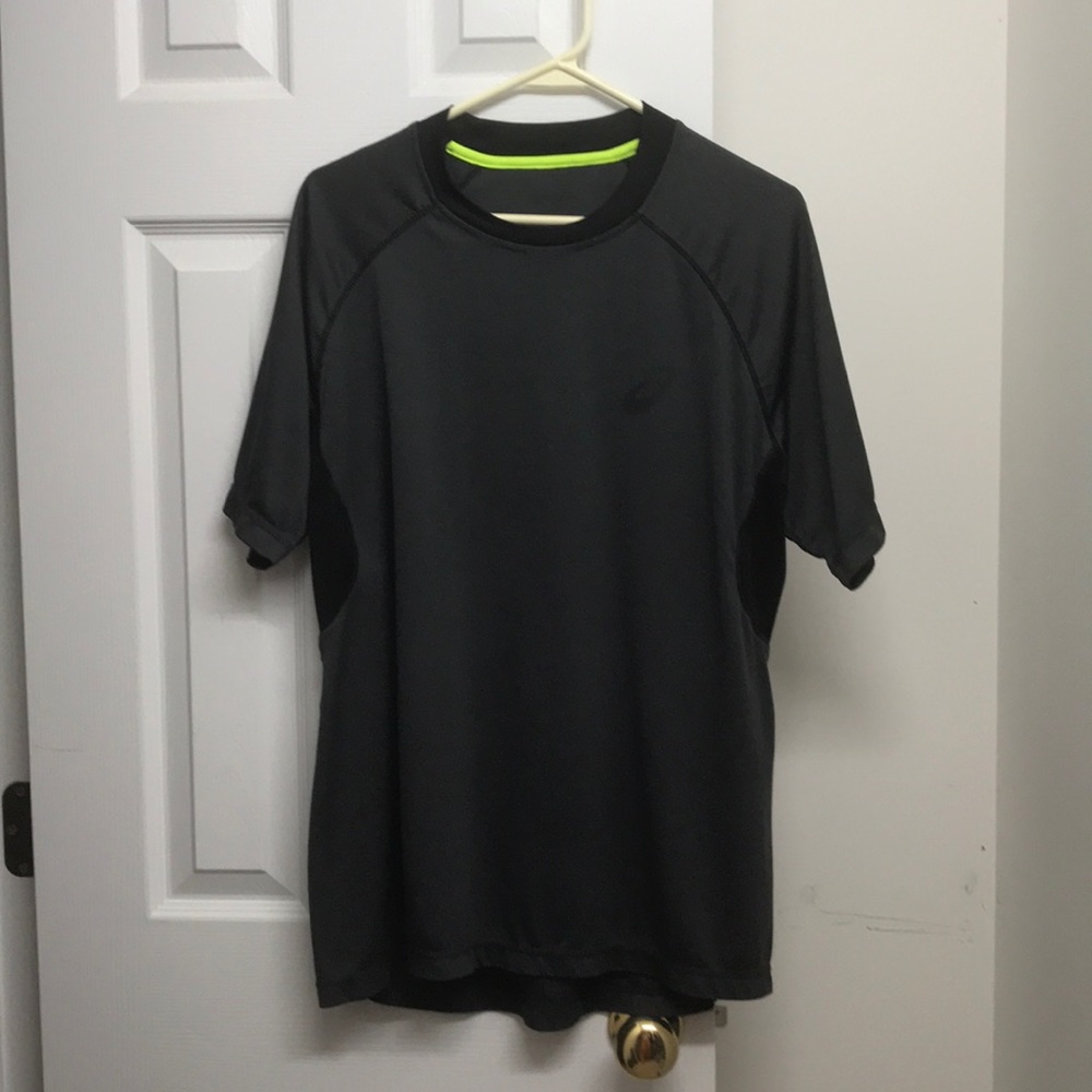 Oasis Active Shirt Size Large